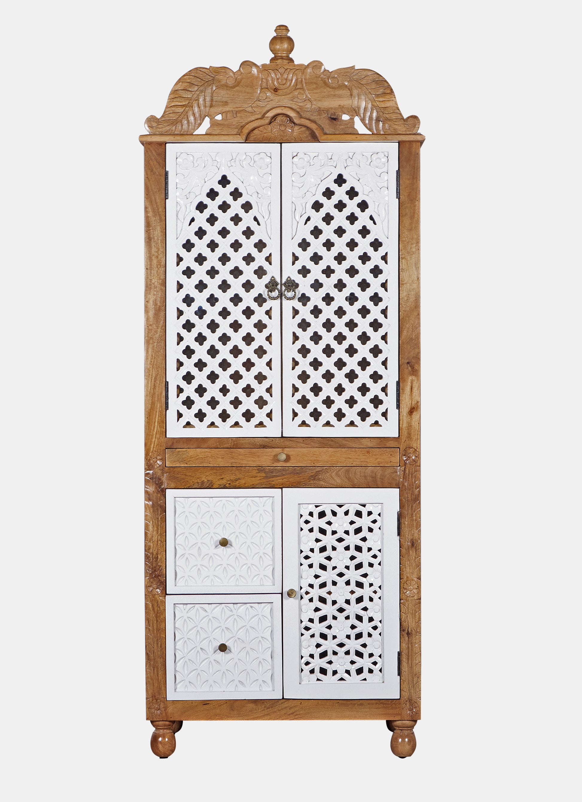 Geeta Wooden Mandir