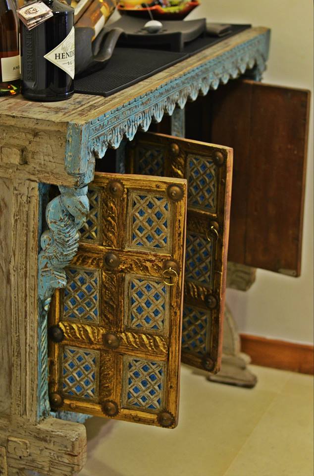 Donnis Damchiya Wooden Bar Cabinet