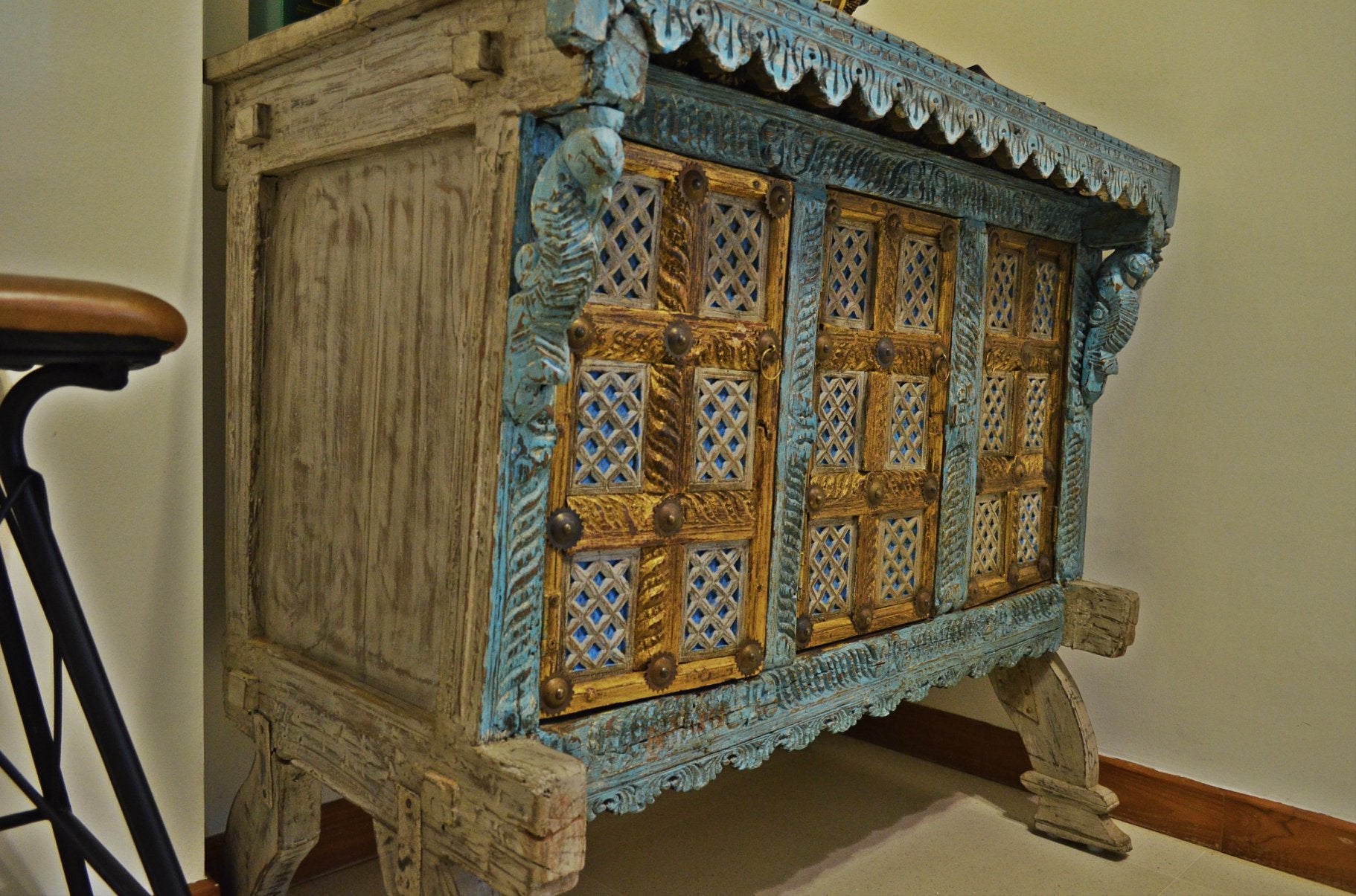 Donnis Damchiya Wooden Bar Cabinet