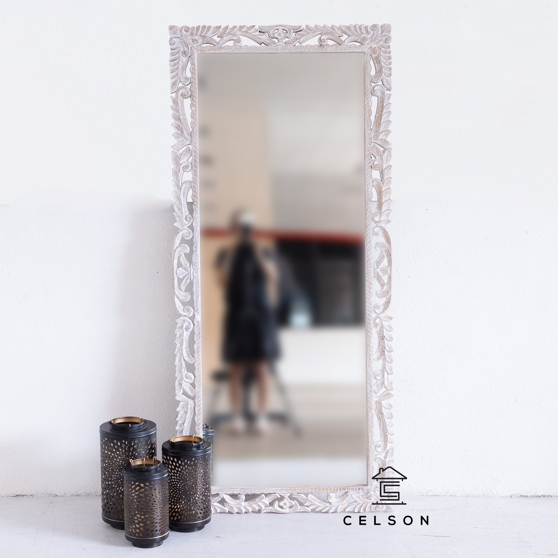 Kiyana Carved Distrssed Mirror