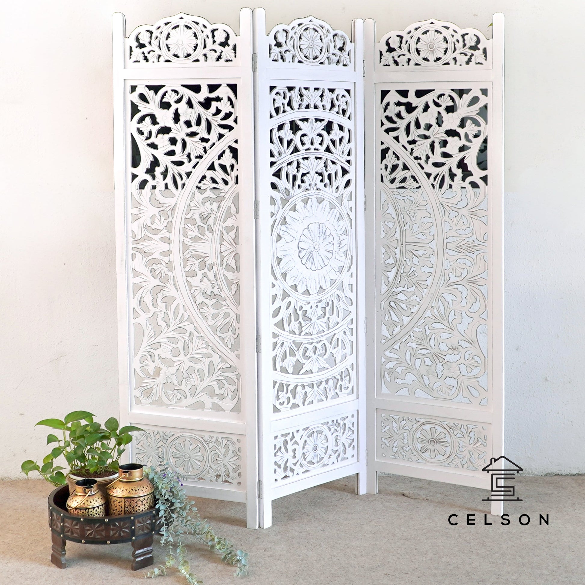 Yenfer Carved Room Divider