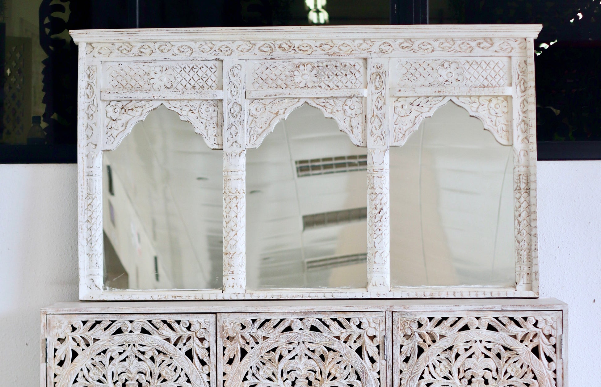 Dimsy Wooden Carved Mirror