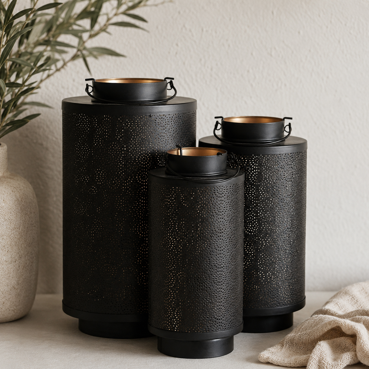 Seema Black Finish Lantern Set of 3