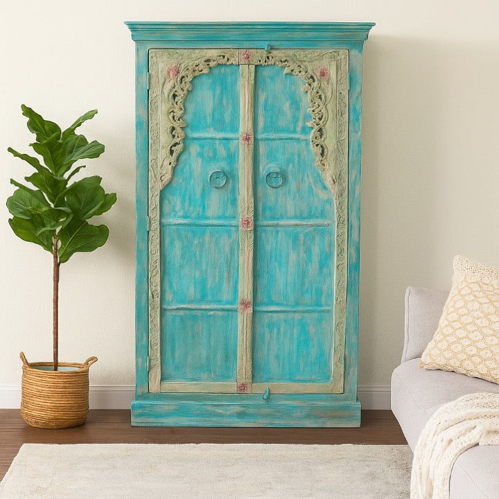 Ron Hand Carved Almirah