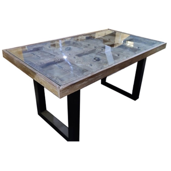 Quincy Carve Wooden Dining Table
